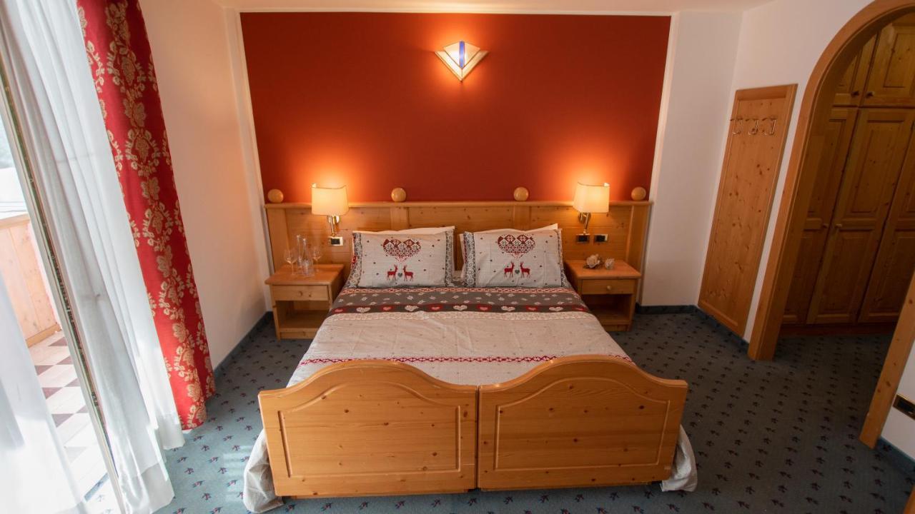 Hotel Diamant Park Campitello di Fassa Kültér fotó
