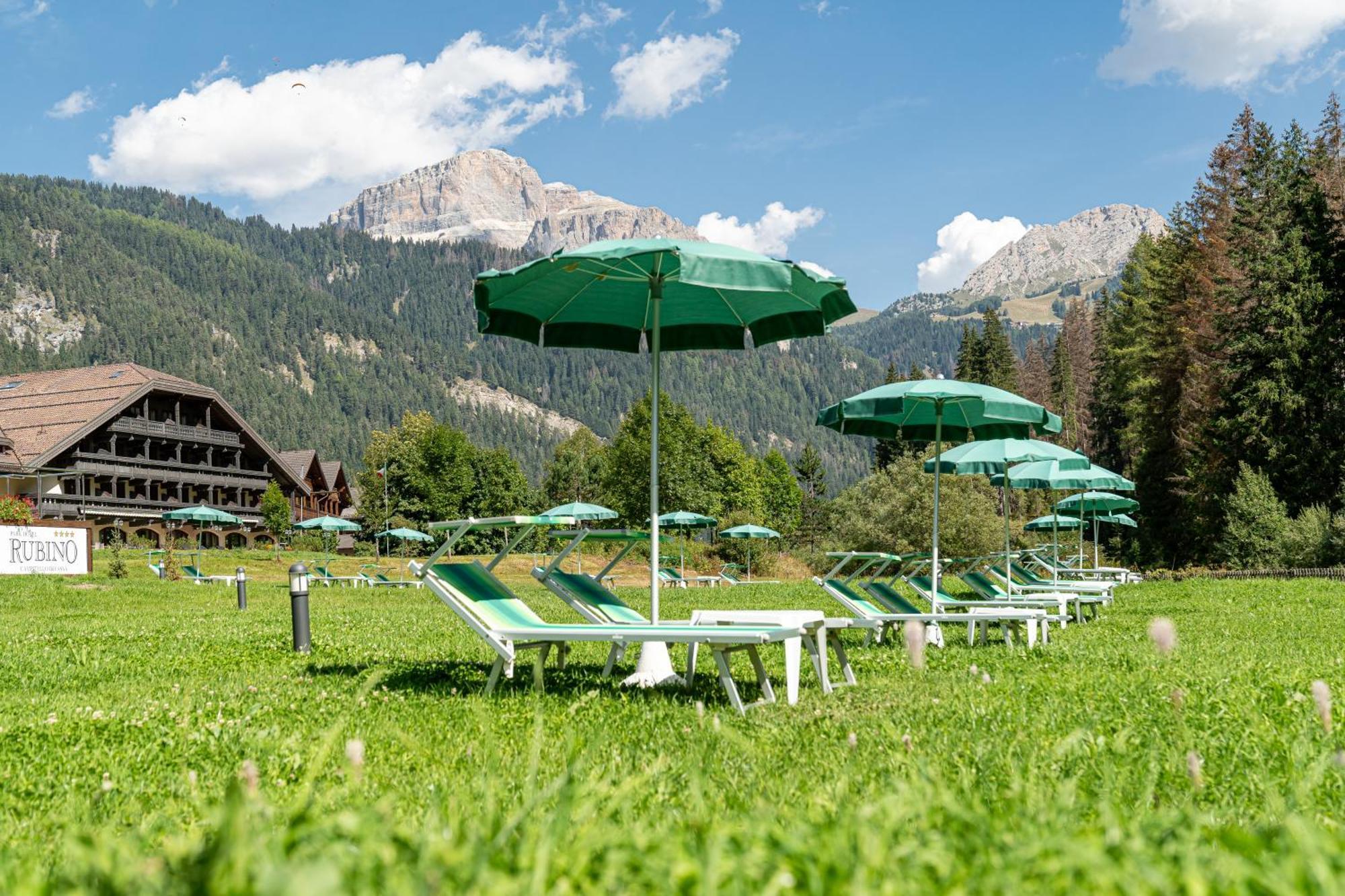 Hotel Diamant Park Campitello di Fassa Kültér fotó